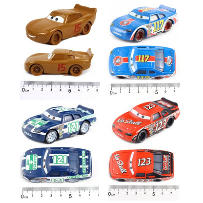 Carros 2 Disney Pixar Carros 3 Fabulous Hudson Hornet Sally Mate Relâmpago McQueen Carrinhos de Liga Metálica Fundida Modelo Presente para Crianças Brinquedo para Meninos