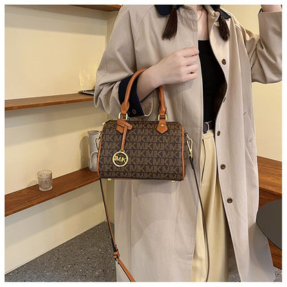 IMJK 23*17cm Luxury Women Clutch Bags Crossbody Shoulder Purses Handbag Women Clutch Travel Tote Bag