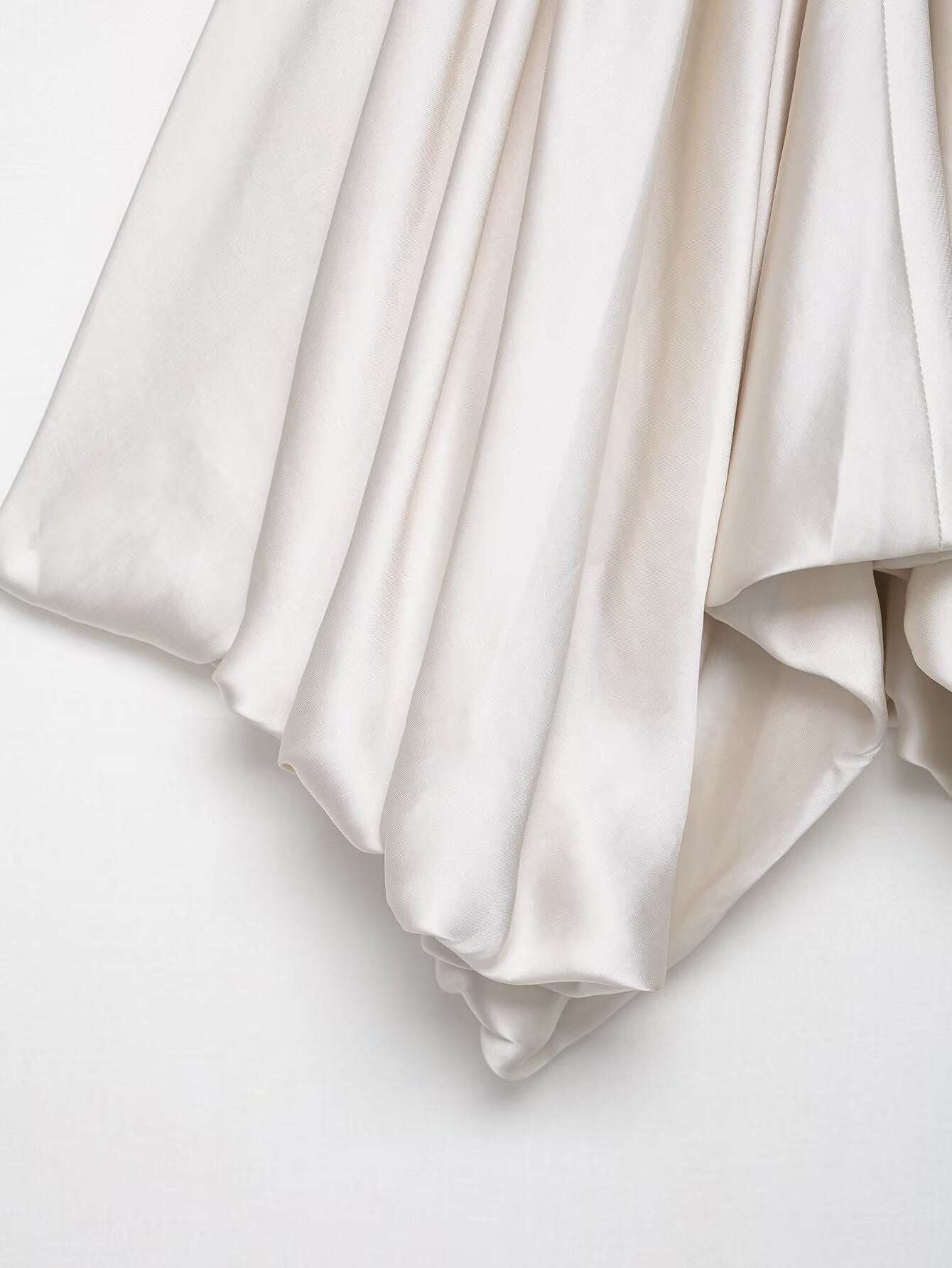 HH Women New Fashion Solid Belt Wrinkles Decorate Casual Loose Trousers Female Chic Zipper Side Pocket Slim Wide Leg Pants