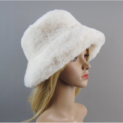 Chapéus de pele de coelho falso supermacios estilo novo 2025, forro de algodão para mulheres, gorros de esqui de moda russa quentes, cor sólida de pelúcia
