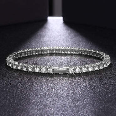 Hip-hop Punk Quartz Watch Stylish Full Diamonds Watch 2 Styles to Choose Bundled Size Adjuster Men Women Party Jewelry Gift Box