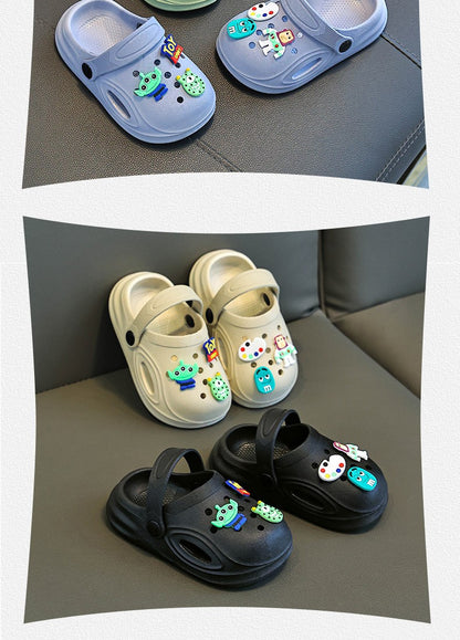 Children's Slippers New Home Girls Baby Indoor Non-slip Boys Cool Slippers Go Out Boys Hole Shoes