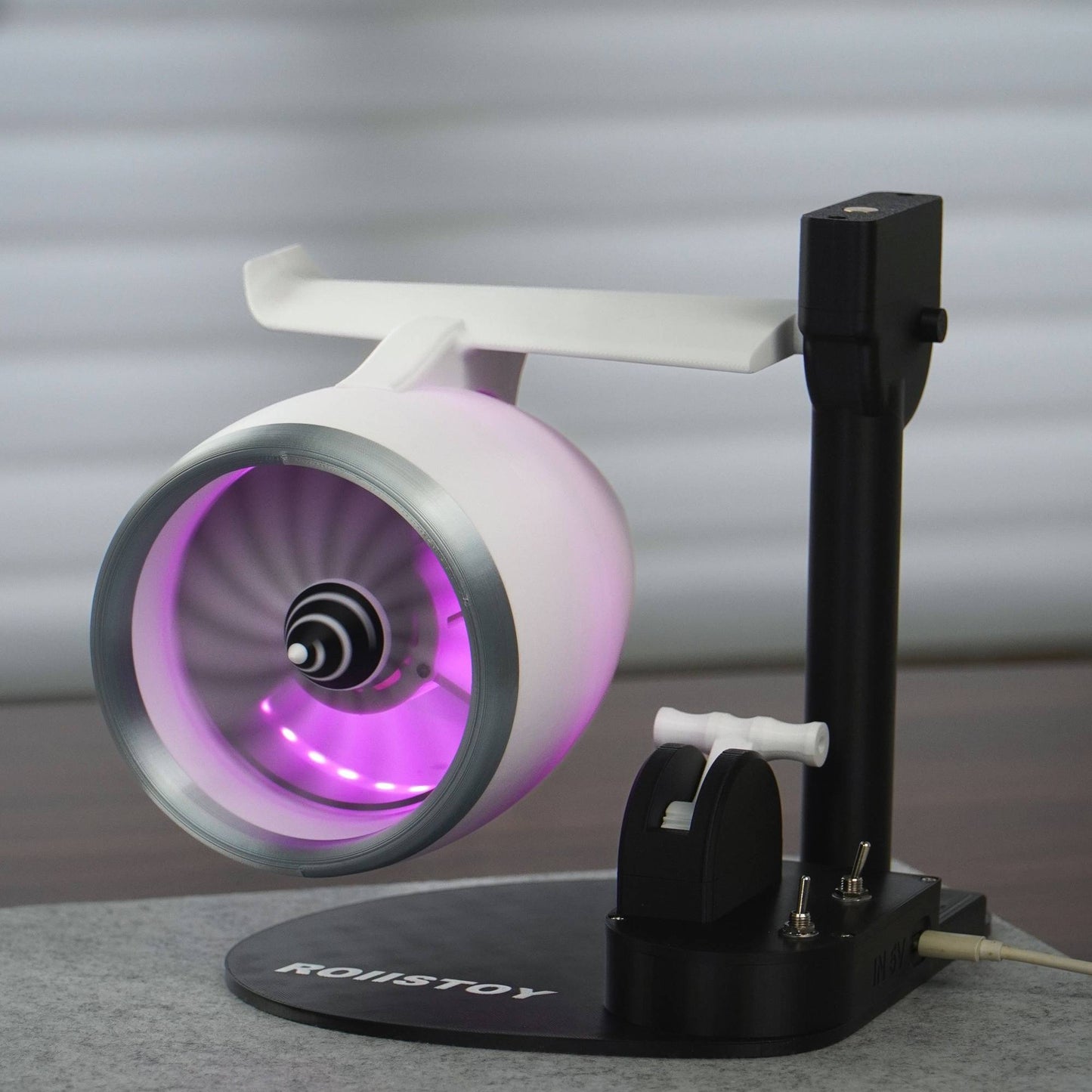 Single Head Turbojet Fan Humidifier with Blowing Capability RGB Light Show Function Home Office Desktop Air Moisturizer Room Dec