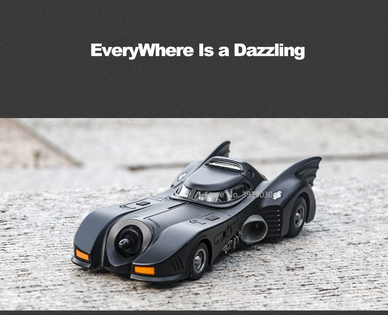 1:24 Scale 1989 Batmobile Sports Car Alloy Miniature Model Metal Diecast Vehicle Sound Light Plaything Decoration Gifts for Kids