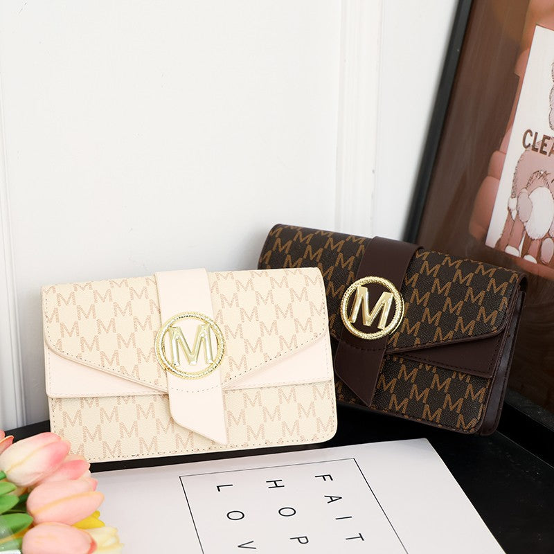 Women's retro shoulder bag, simple small square bag with printed lettering, stylish crossbody bag