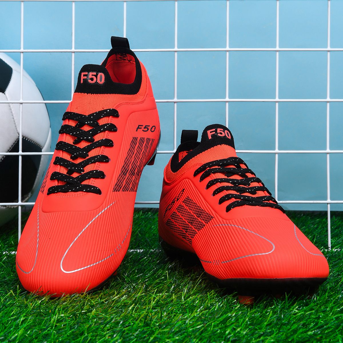 Men Professional Soccer Shoes Society Cleats Outdoor Football Shoes Society Cleats Grass Training Football Field Boots Sneaker