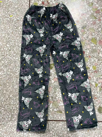 Pijama de Veludo Kawaii Hello Kitty Natal, Anime e Desenho Kuromi Outono e Inverno Roupas de Casal Casuais Soltas e Quentes para o Lar
