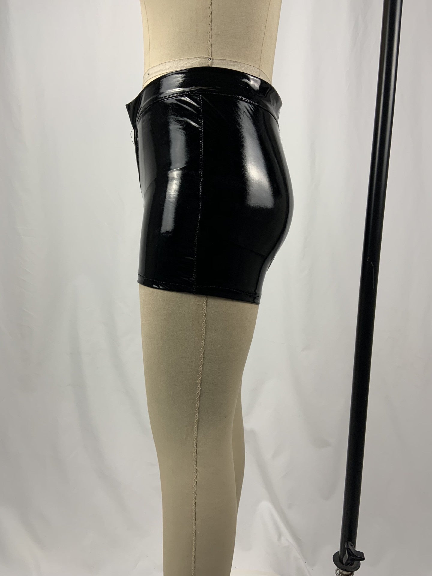 Sexy Nightclub Costumes Shorts Women PU Leather Shorts High Waist Solid Color Button Black Shorts Fashion Summer