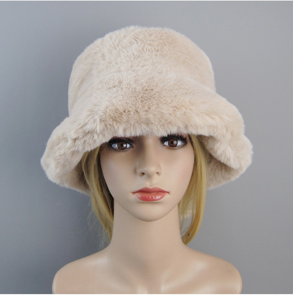Chapéus de pele de coelho falso supermacios estilo novo 2025, forro de algodão para mulheres, gorros de esqui de moda russa quentes, cor sólida de pelúcia