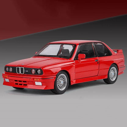 1:24 1988 BMW E30 M3 IM Liga Escala Modelo Carro Diecast Miniatura de Metal Carro Som?Luz Coleção de Carros Clássicos Brinquedo Infantil Veículo