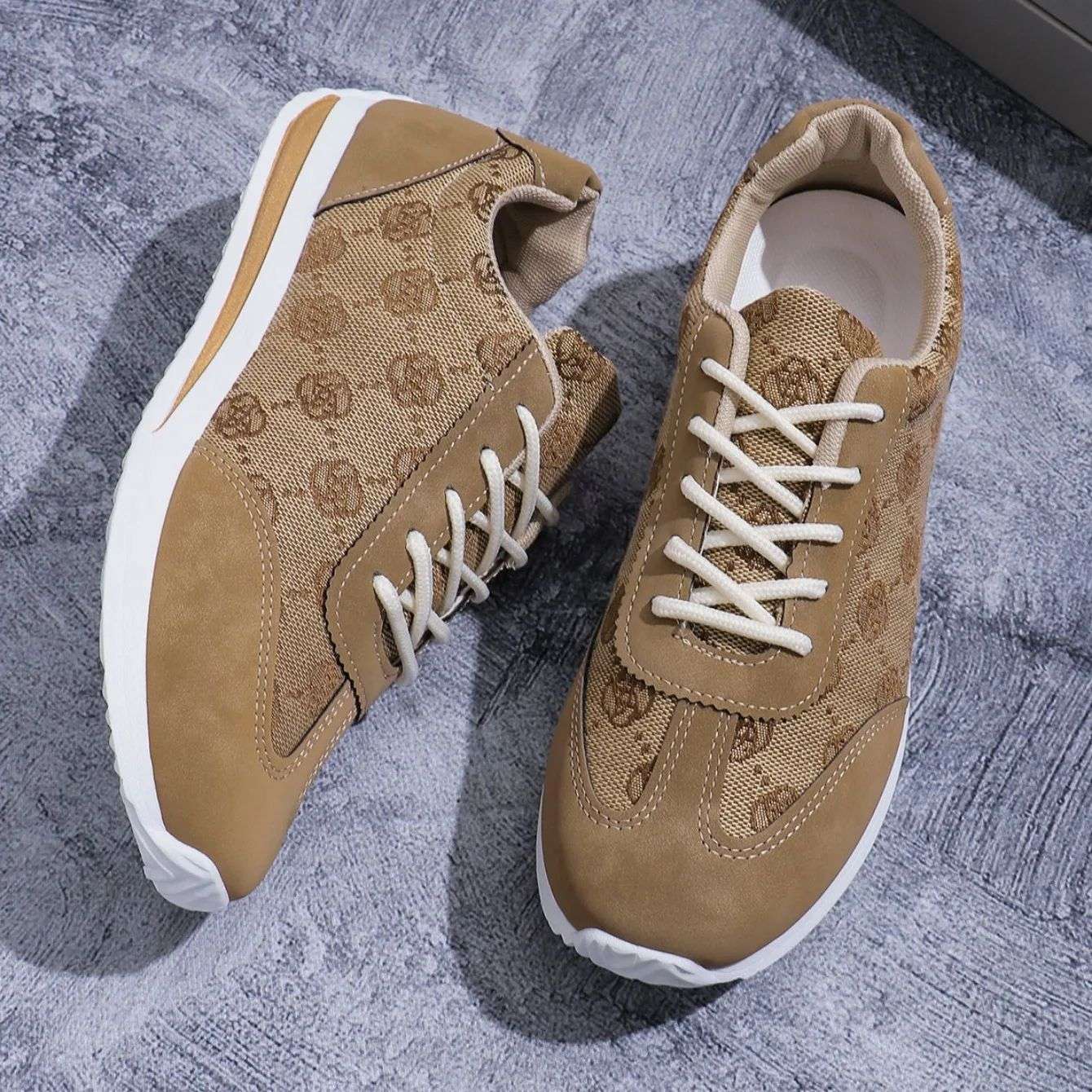 Tênis Feminino Primavera e Verão com Design Respirável Boca Aberta Alças Cruzadas Baixo Confortável Casual para Caminhada Zapatos De Mujer
