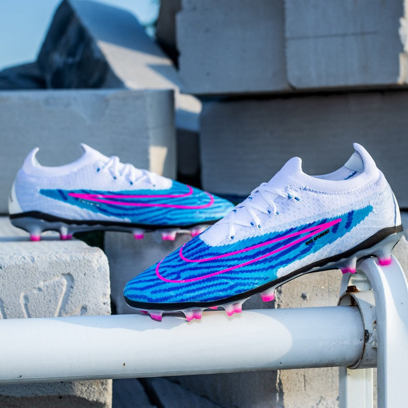 High Quality Ultralight Men ‘s Soccer Shoes Non-Slip Turf Soccer Cleats Kids TF/FG Training Football Boots Chuteira Campo