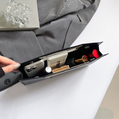 Women Crocodile Pattern PU Leather Clutch Purse Metal Grip Handle Tote Handbag Trendy Evening Bags Chic Black Envelope Party Bag