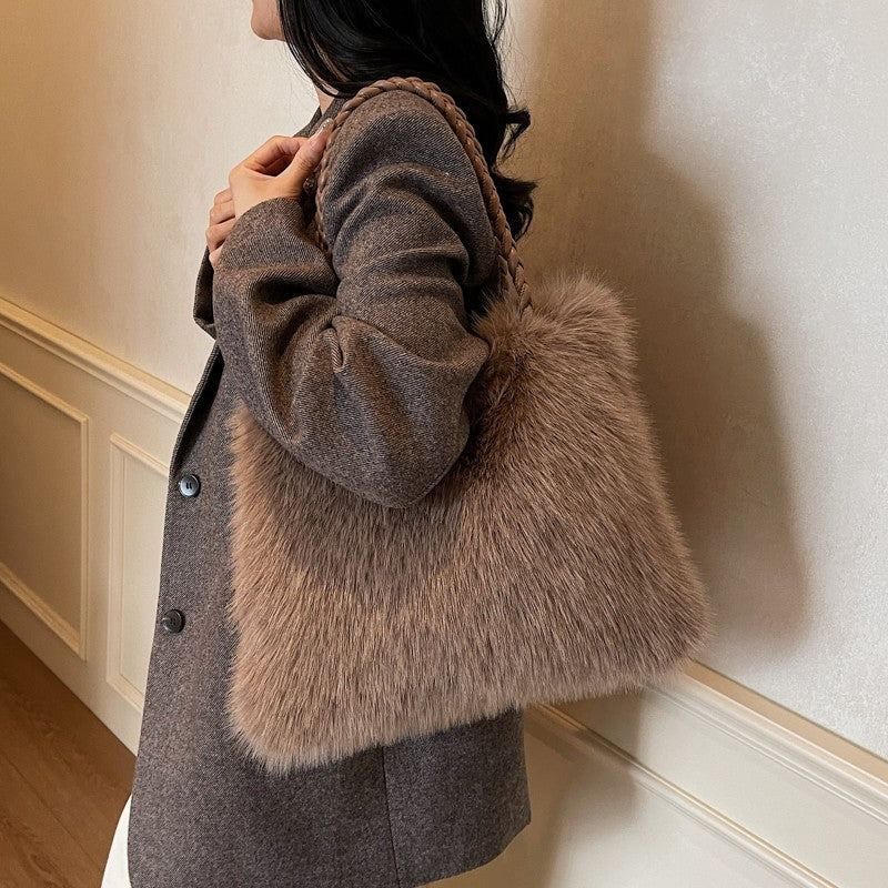 LEFTSIDE Faux Fur Women Shoulder Bags 2025 Luxury Brand Designer Plush Handbags and Purses Soft Warm Winter Underarm Bag
