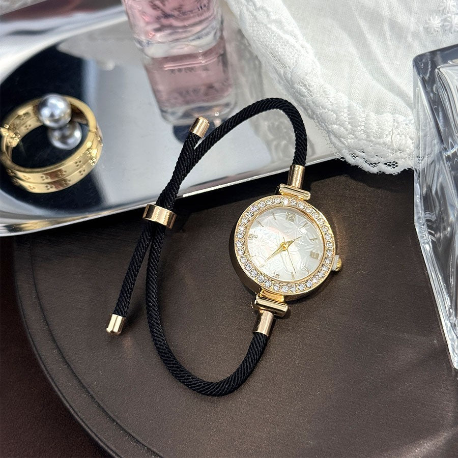 Ladies Colorful Nylon Pull-Style Bracelet Alloy Case Arabic Scale Printed Dial Christmas Quartz Watch Suitable for Holiday Gift