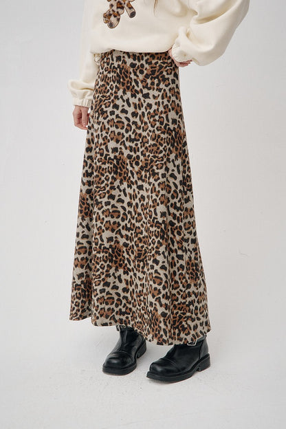 ELFSACK 2025 Winter New Arrivals Y2K Animal Print A-Line Long Maxi Skirt For Woman
