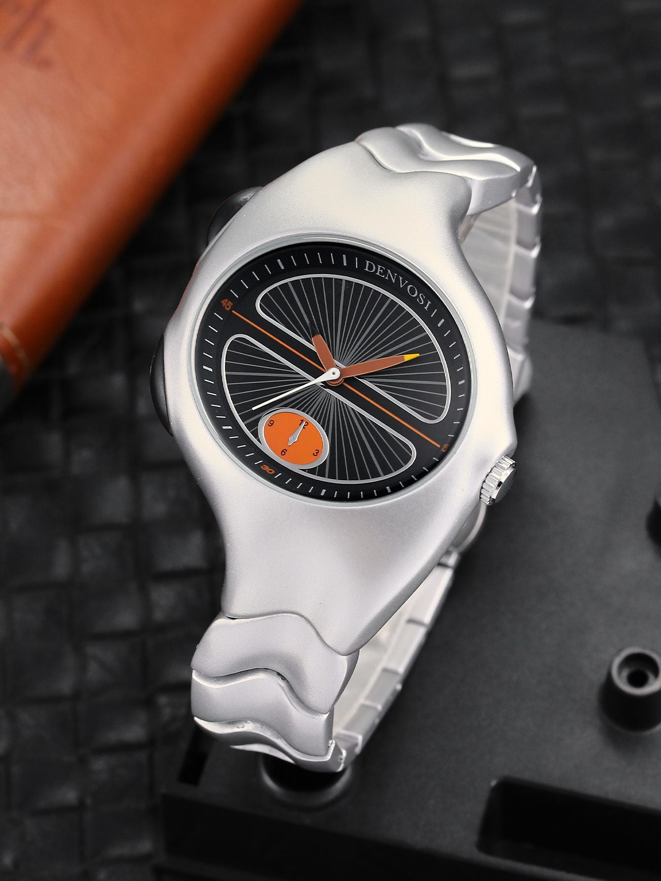 Alien Twist Original Watch Distorted Y2K Watch Men quartz watch Fashion Trendy Retro Watch  Sports Niche Personality Design