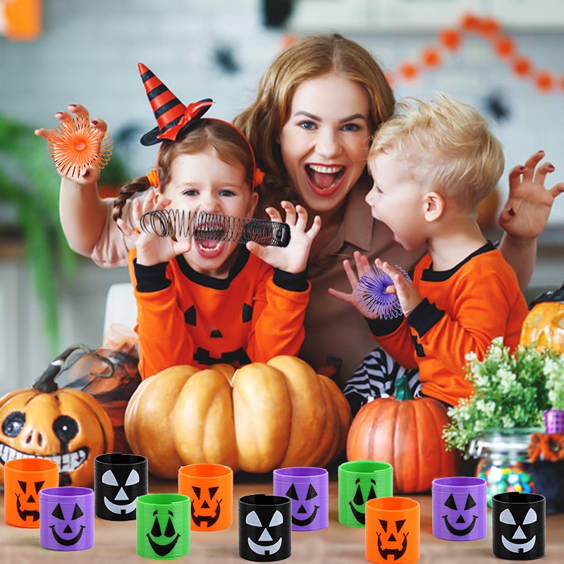 12/36pcs Halloween Coil Springs Toys Kids Halloween Party Favors Trick or Treat Gifts Boy Girl Birthday Goodie Bag Bucket Filler