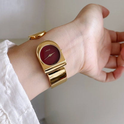 Luxury Women's Quartz Watch Simple Design Gold Delicate Bracelet Clock Gift Stainless Steel Women's Watch