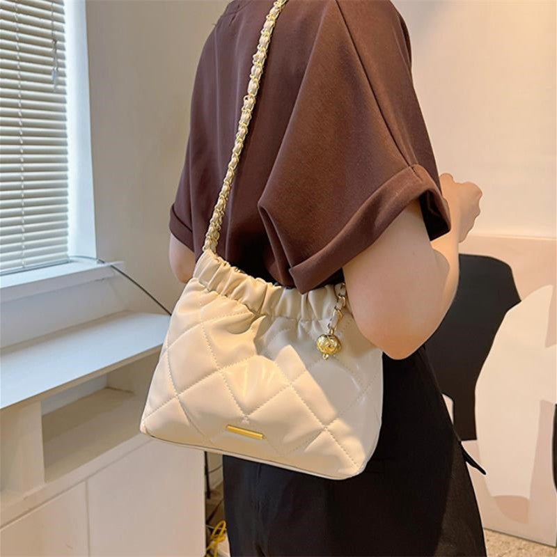 Chic Quilted Embroidered Thread Pu Women's Bag Fashion Chain Single Shoulder Bag, Stylish Crossbody Bag Perfect for Everyday Use