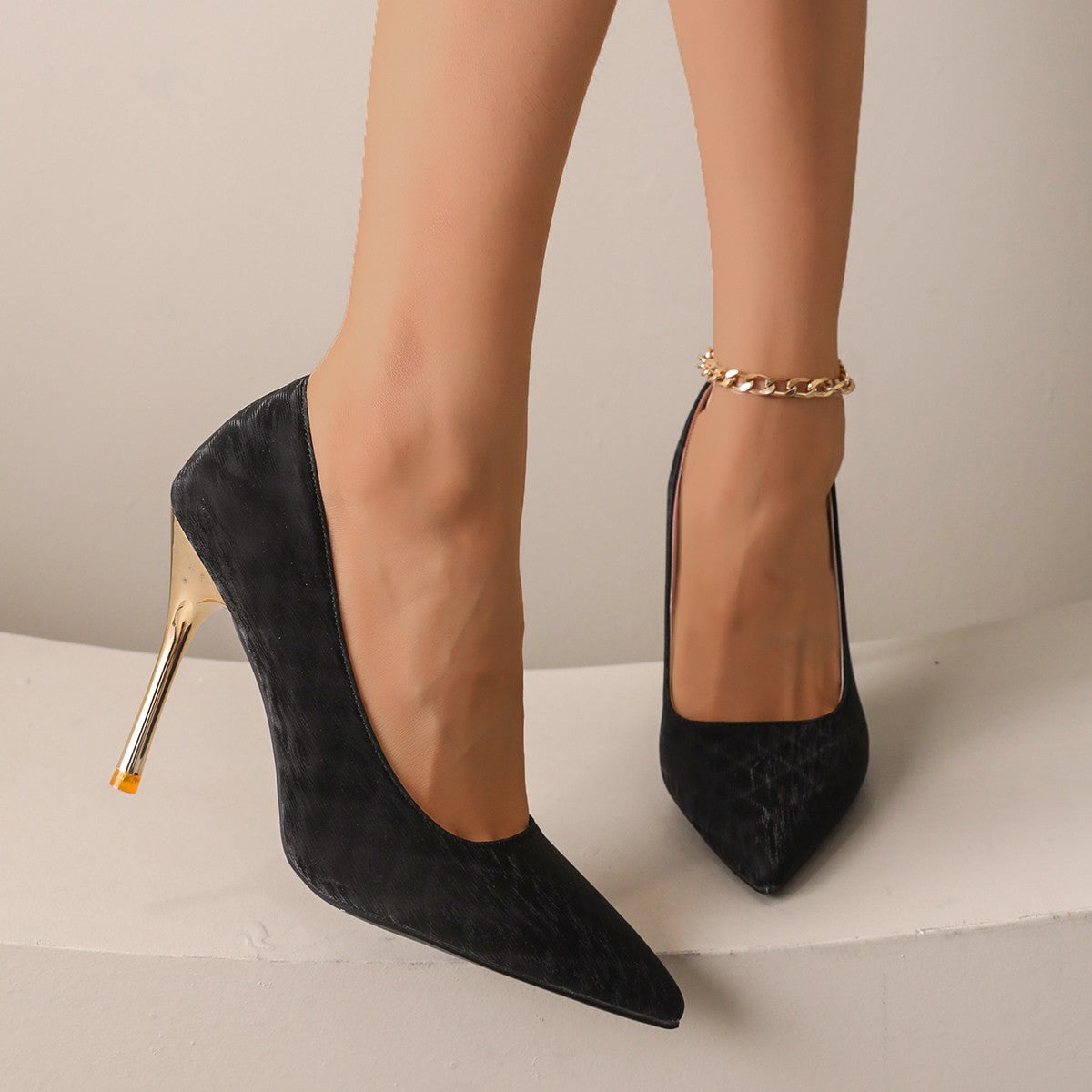 Women 10Cm Pointed Toe High Heels White Red Lady Wedding Bridal pumps Sexy fashion girl Prom Shoes Classic Black Office Shoes