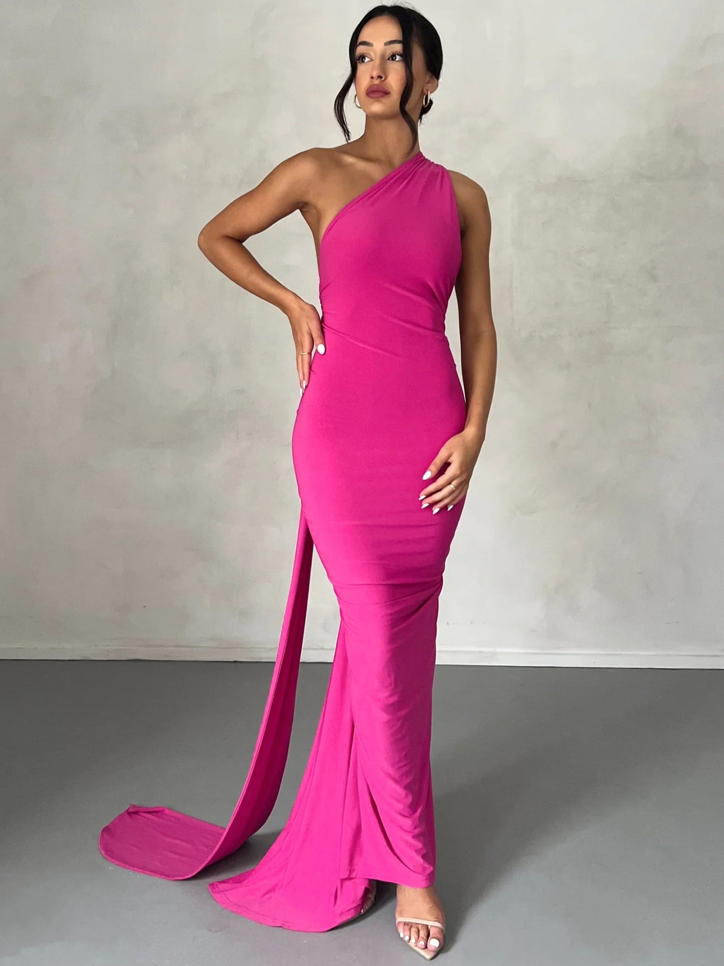 Hugcitar One Shoulder Backless Adjustable Scarf Loop Ruched Sexy Maxi Dress Wome