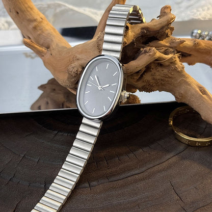 New Golden Retro Fashion Elliptical Quartz Watch Ladies Steel Strap Gold Watch Stylish Niche Timepiece