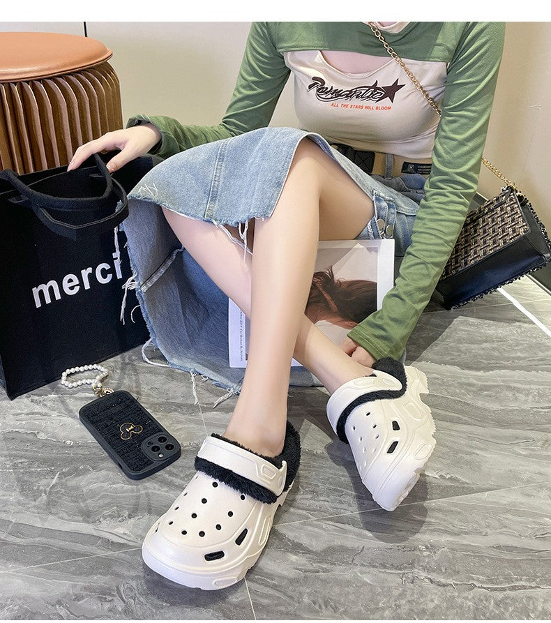 Plush slippers 2025 new winter men's and women's thick high heels soft-soled beach garden shoes home plush ripped slippers