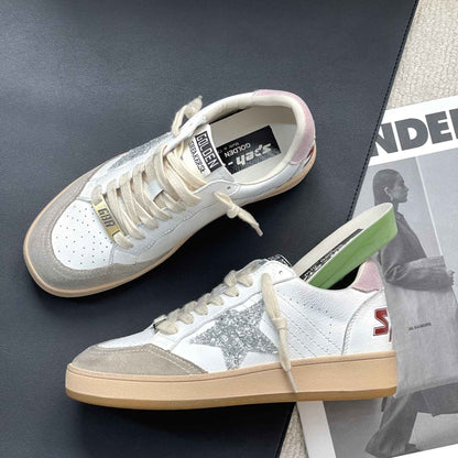 Sapatilhas de Couro Casual de Porco com Estrela Patchwork Cores Esfregadas Estilo Colegial Feminino Branco Antigo