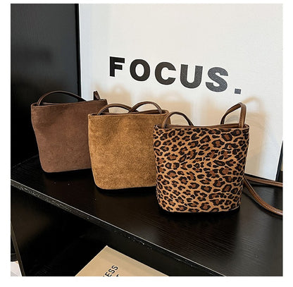 Design PU Suede Leopard Shoulder Bags for Women 2025 New Winter Crossbody Bag Females ?Luxury Handbags and Purses Bucket