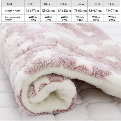 Tapete para animais de estimação de flanela macia cama de cachorro inverno engrossar cobertor quente para cães e gatos filhote de cachorro dormir capa toalha almofada para cães pequenos médios grandes