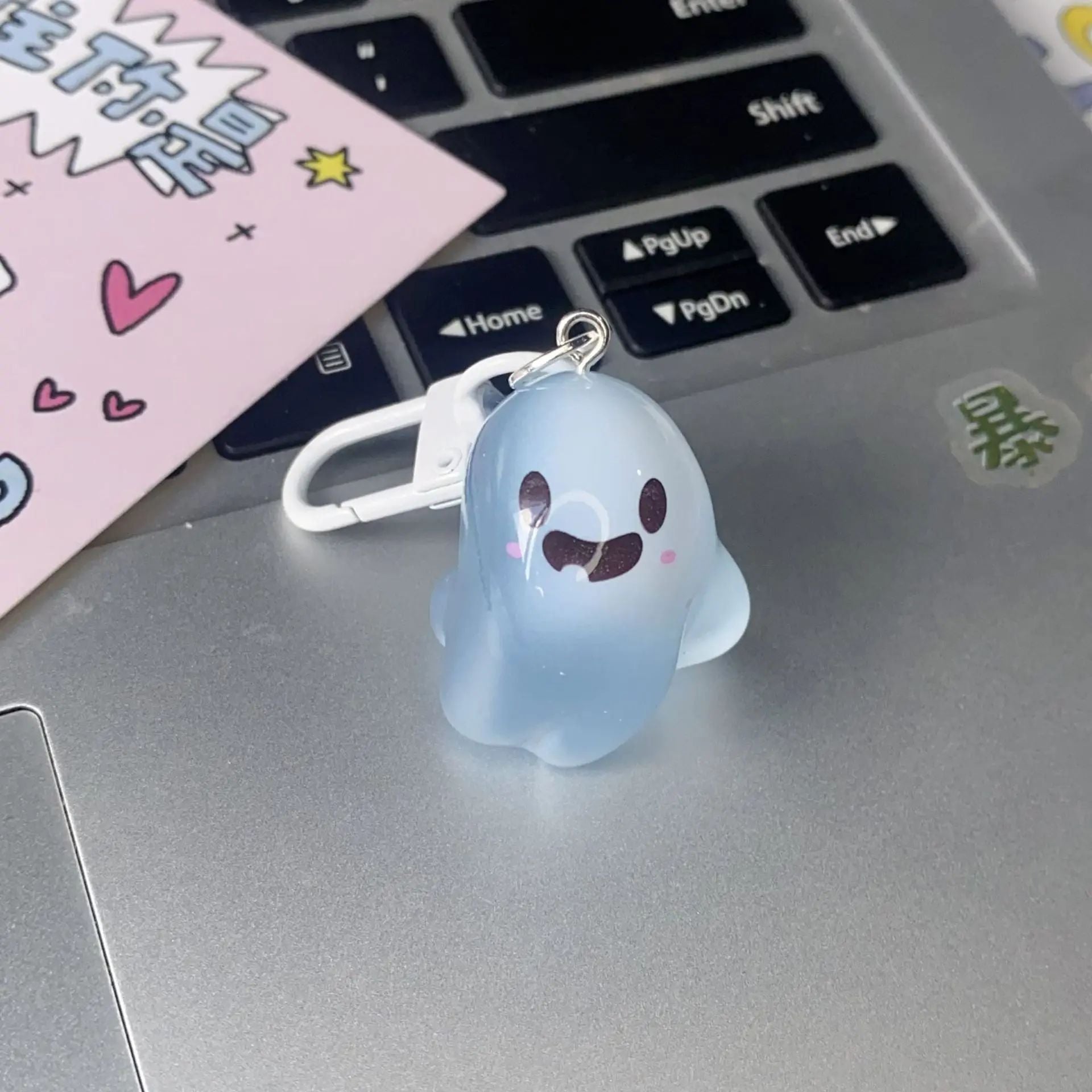 Creative Halloween Luminous Mini Cute Ghost Pendant Keychains Resin Keyring Key Holder for Kid Adult Festival Gifts Bag Charms