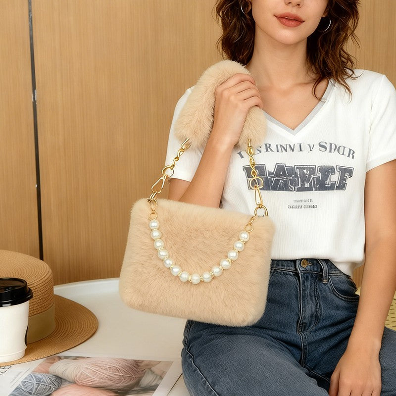 Fashionable Pearl Rabbit Fur Velvet Handbag Women's Crossbody Bag Chain Design Autumn Winter Small Versatile Bag Elegant