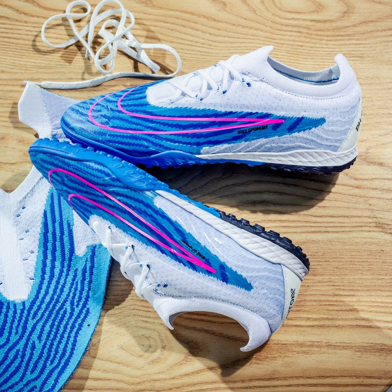 High Quality Ultralight Men ‘s Soccer Shoes Non-Slip Turf Soccer Cleats Kids TF/FG Training Football Boots Chuteira Campo