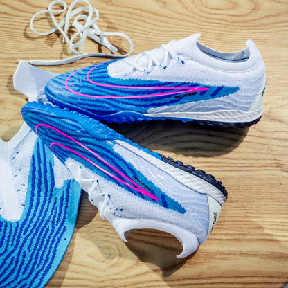 High Quality Ultralight Men ‘s Soccer Shoes Non-Slip Turf Soccer Cleats Kids TF/FG Training Football Boots Chuteira Campo