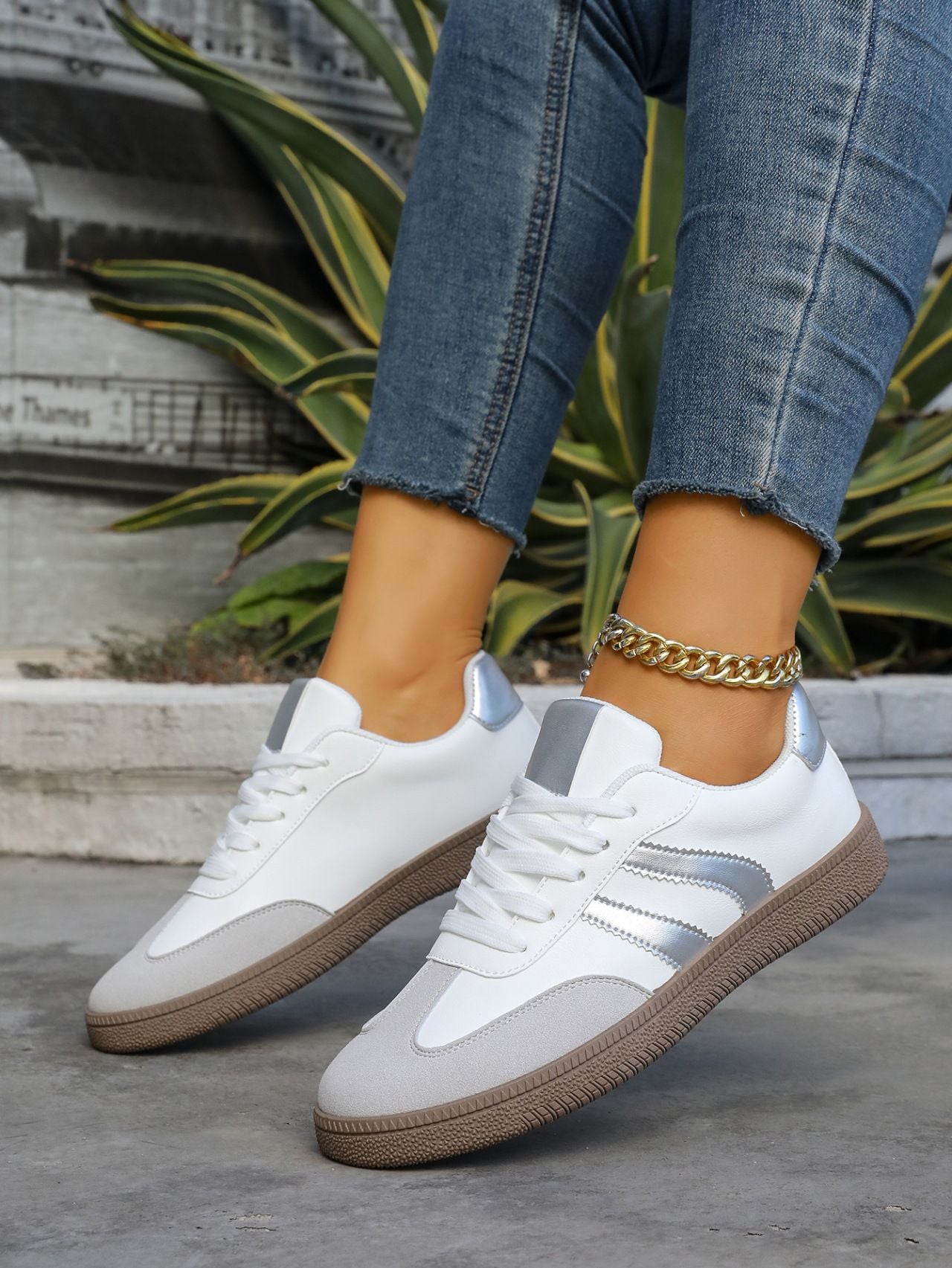 2025 New Women Sneakers Comfortable Classical Shoes Outdoor Walking Sneakers Women Fashion Casual Flats Vulcanize Shoes Ladies