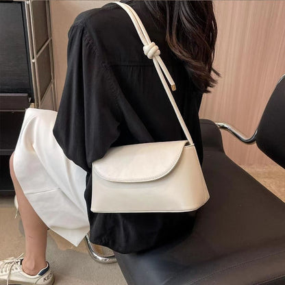 Lady Fashion Simple French one-shoulder Crossbody solid color fashion Underarm Pu Leather small square bag