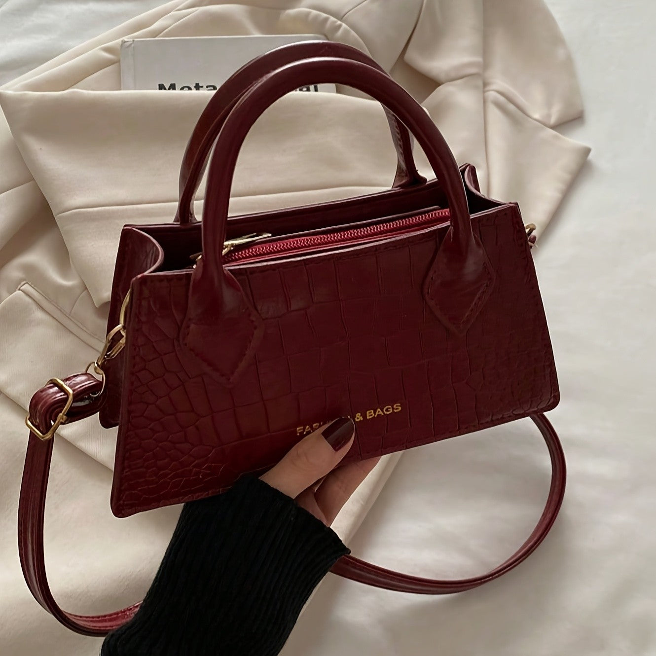 2025 Stylish Handbag - Elegant crossbody bag, Simple and fashionable crossbody bag, Small square handbag