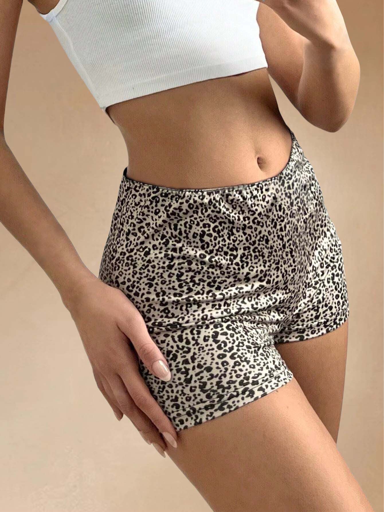 Women's fashionable trendy casual women's shorts