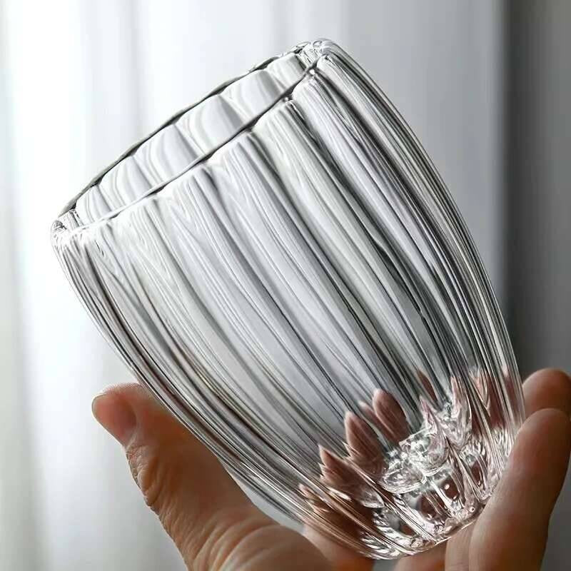 Lançamento 2025: Copo de Vidro Ondulado com Parede Dupla 350/450ml para Café, Chá, Leite, Suco, Cerveja e Água - Resistente ao Calor
