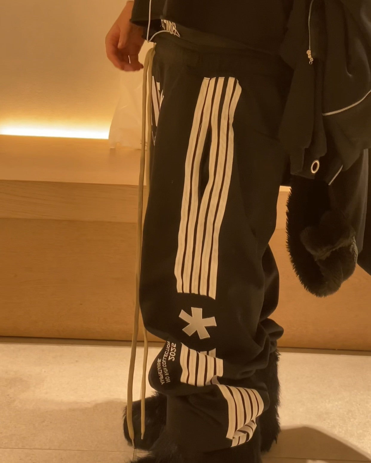 Calça de moletom masculina folgada com bordado de letras listradas padrão Y2K, moda urbana, Hip hop, Gótica, Harajuku, rock
