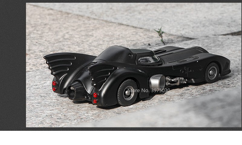 1:24 Scale 1989 Batmobile Sports Car Alloy Miniature Model Metal Diecast Vehicle Sound Light Plaything Decoration Gifts for Kids