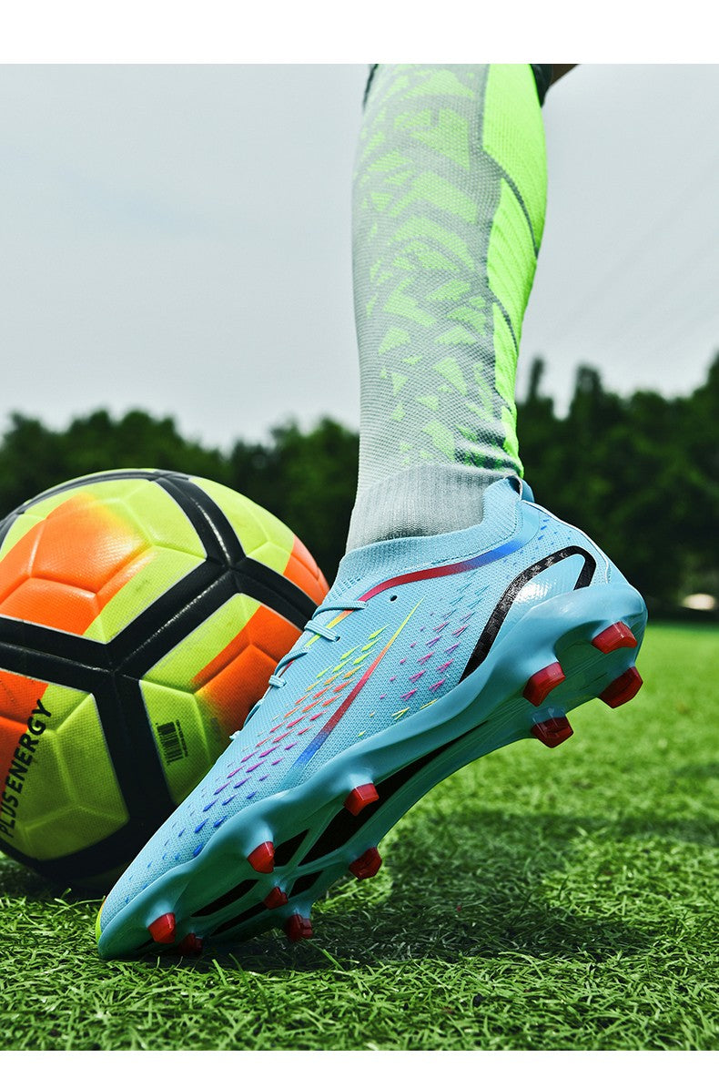 New Men Ultralight Soccer Shoes TF/FG Professional Football Boots Unisex Non-Slip Training Soccer Cleats Outdoor Field Chuteira
