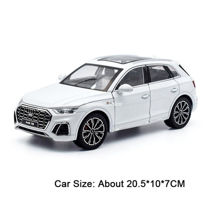 1:24 AUDI Q5 Modelos Carros de Liga Brinquedos com Luz e Som Carro em Miniatura 6 Portas Abertas Rodas Puxar para Trás Veículos para Presentes de Crianças e Adultos