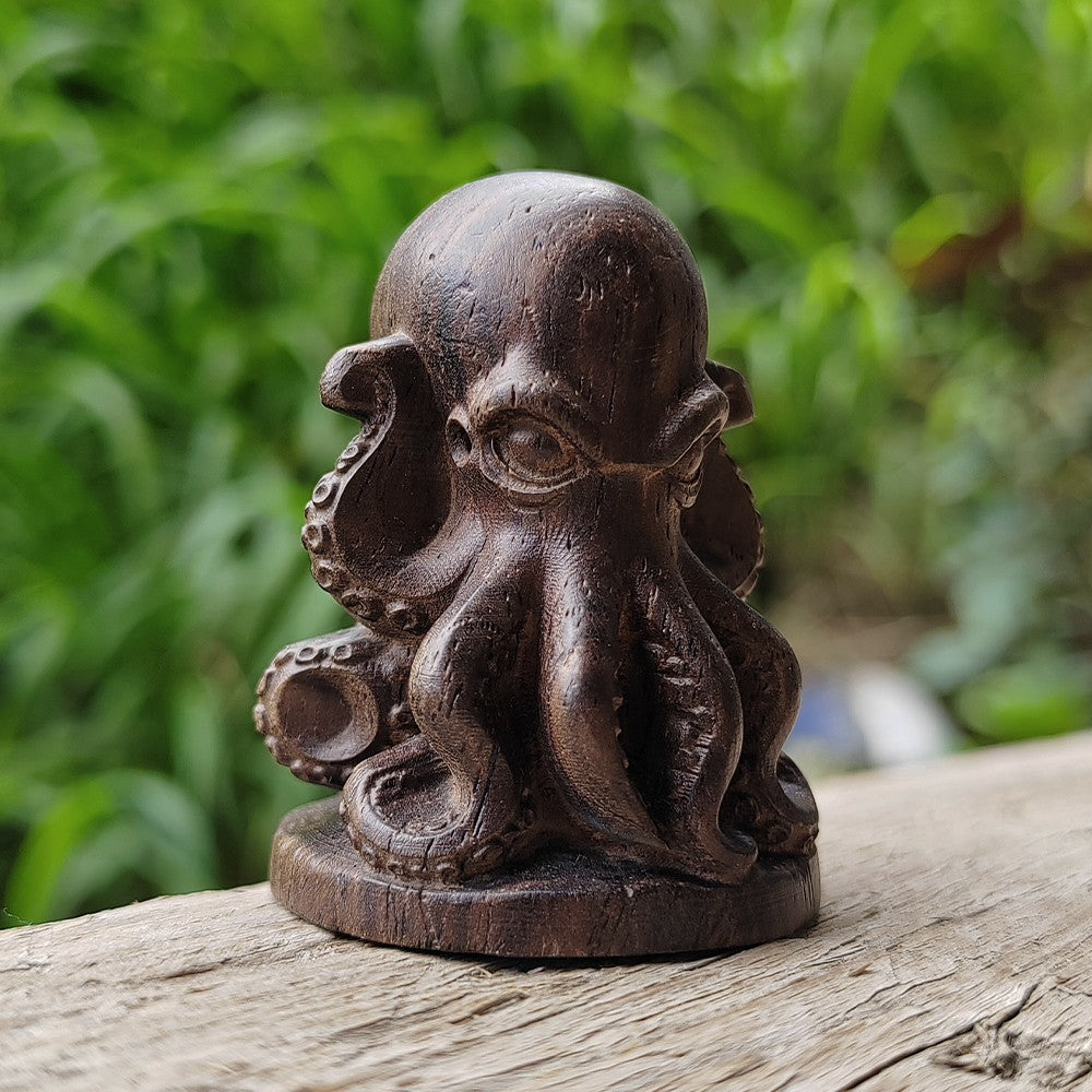 1.8 Inch Hand-Carved Wooden Octopus Figurine Ornament Animal Theme Suitable for Holiday Decorations, Housewarming Gifts, Christmas Gifts, Home Decoration, Bedroom, Living Room, Back-To-School Season Gifts, Birthday Gifts