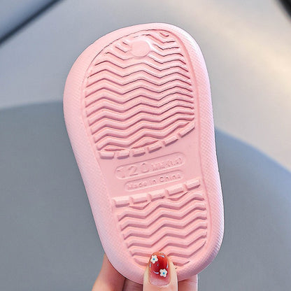 Cute Capybara Summer Kids' Garden Clogs Shoes Boys & Girls Beach Sandal Kids Lightweight Breathable Slip On Baby Slippers