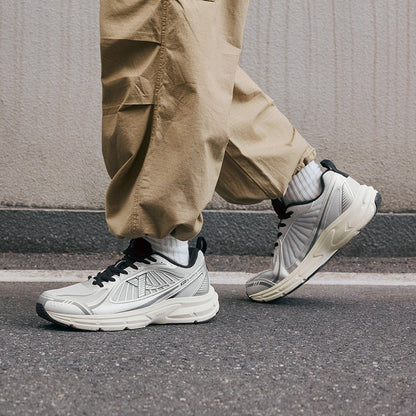 Xtep Juechen 6.0 Vintage Running Shoes Male 2025 Spring Shock Absorption Sports Shoes Street Daily Leisure Sneakers 875119110027