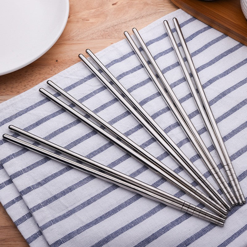 1/5 Pair Portable Metal Chopsticks Non-slip Stainless Steel Chop Sticks Reusable Food Sticks Sushi Baguette Tableware Tool
