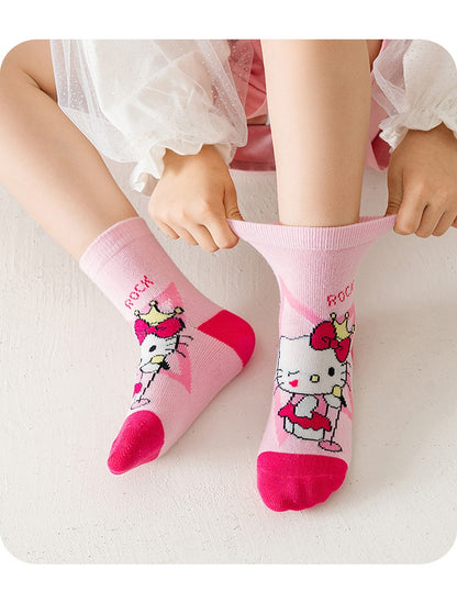 5 pares de meias de algodão de cano médio Kawaii Sanrio Cinnamoroll Kuromi para meninas e meninos, meias de algodão de cano médio de desenho animado para primavera e outono