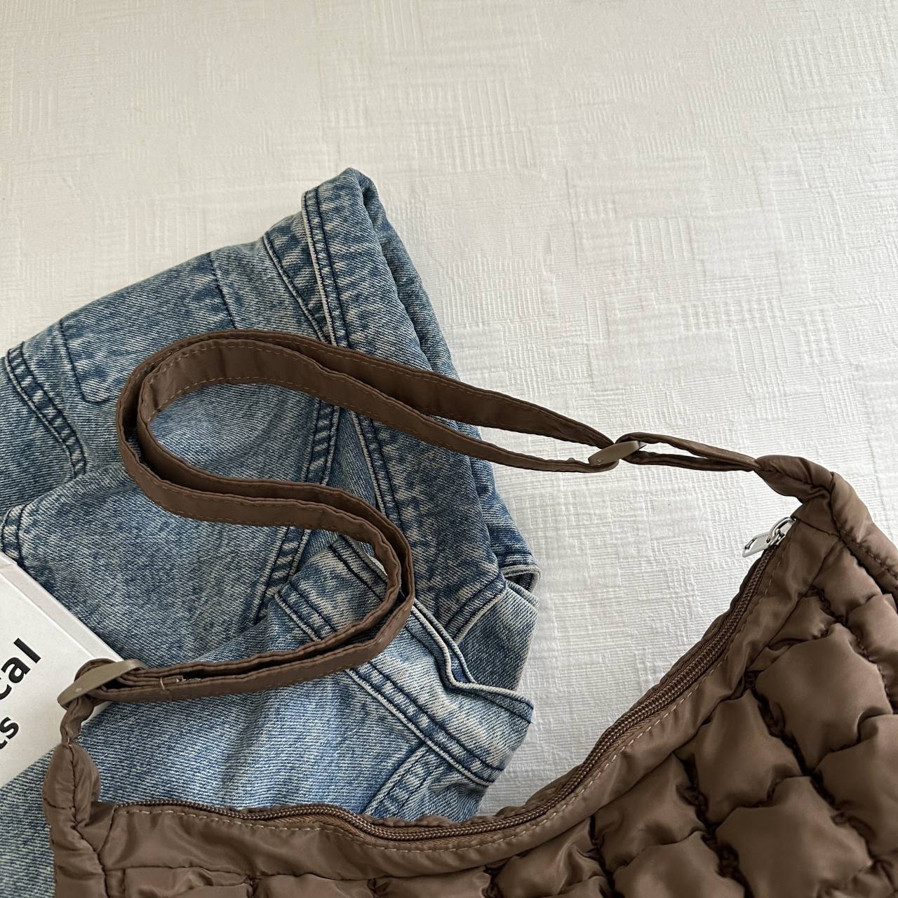 2025 New Quilted Puffer Shoulder Bag for Women Large Capacity Tote Sling Bag Fashion Casual Crossbody Satchel Bag Female Handbag